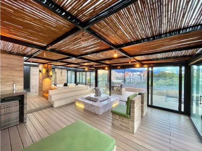 Apartamento de 5 alcobas en venta en Nueva Autopista, Bogotá, 425 m² · foto 20 de 24