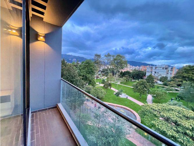 Apartamento de 5 alcobas en venta en Nueva Autopista, Bogotá, 425 m² · foto 21 de 24