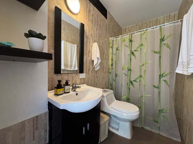 Casa de 4 alcobas en venta en Menzuly, Piedecuesta, 315 m² · foto 4 de 24