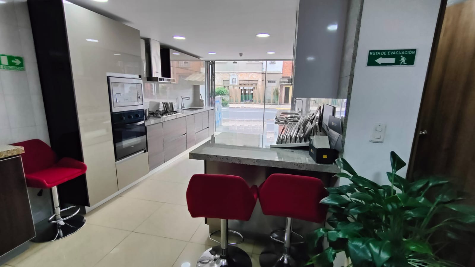Casa en venta en Chapinero, Bogotá · foto 2 de 24