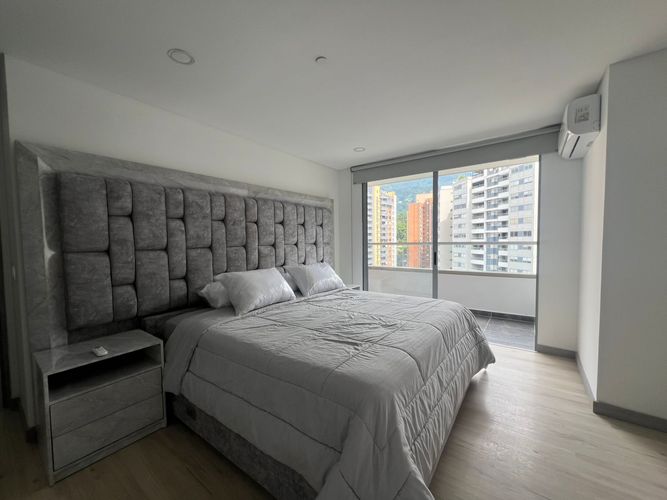 Apartamento de 2 alcobas en arriendo en Loma Del Chocho, Envigado, 180 m² · foto 9 de 16