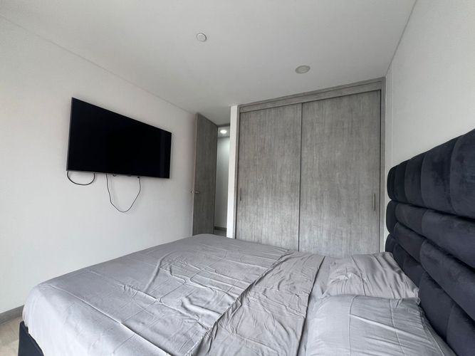 Apartamento de 2 alcobas en arriendo en Loma Del Chocho, Envigado, 180 m² · foto 10 de 16