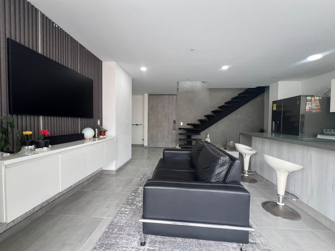 Apartamento de 2 alcobas en arriendo en Loma Del Chocho, Envigado, 180 m² · foto 7 de 16