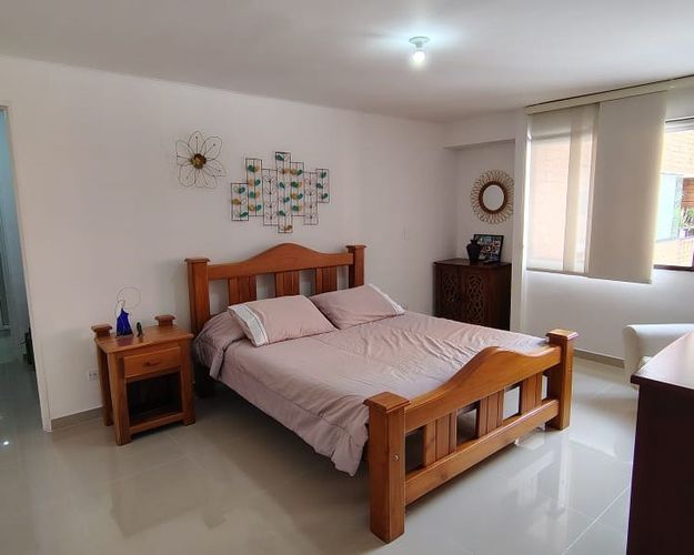 Apartamento de 3 alcobas en arriendo en El Poblado, Medellín, 150 m² · foto 8 de 18