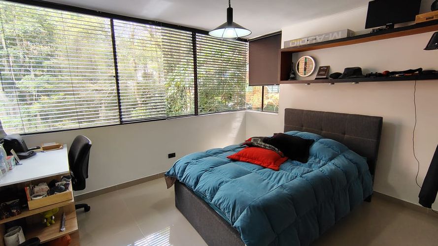 Apartamento de 3 alcobas en arriendo en El Poblado, Medellín, 150 m² · foto 13 de 18