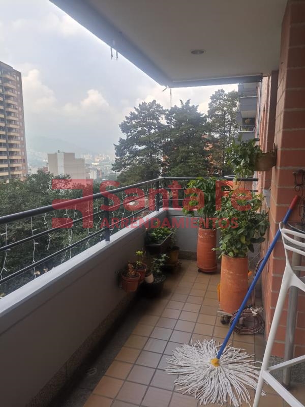 Apartamento en venta en El Poblado, Medellín 5