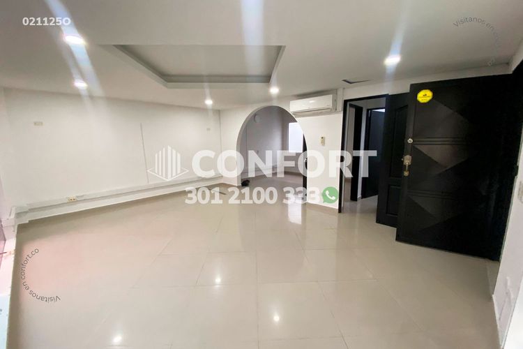 Oficina en arriendo en Las Acacias, Medellín, 55 m² · foto 3 de 10