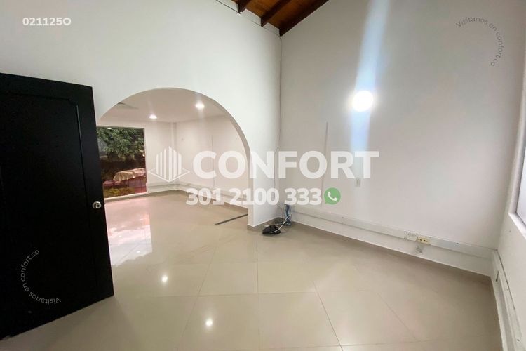 Oficina en arriendo en Las Acacias, Medellín, 55 m² · foto 7 de 10