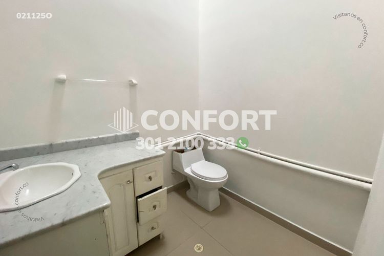 Oficina en arriendo en Las Acacias, Medellín, 55 m² · foto 10 de 10
