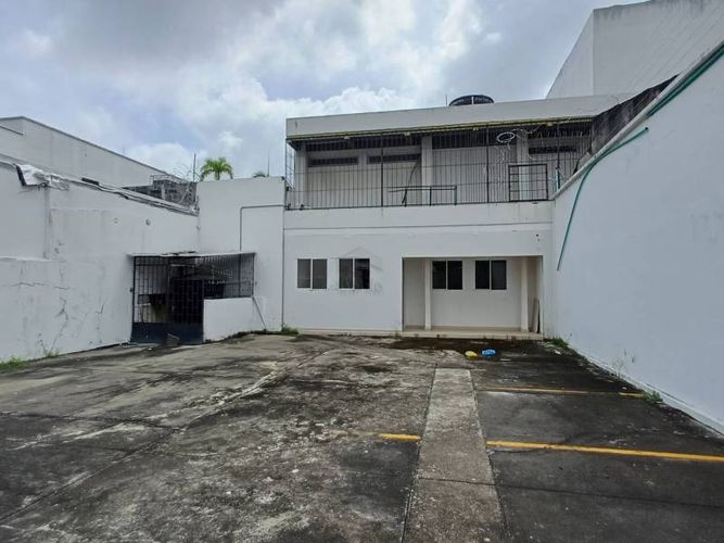 Local en arriendo en Urb. Rosendo Garces, Montería, 721 m² · foto 12 de 24