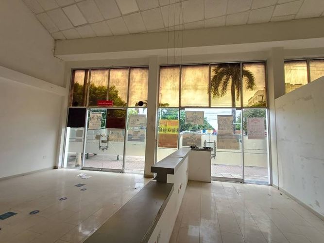 Local en arriendo en Urb. Rosendo Garces, Montería, 721 m² · foto 21 de 24