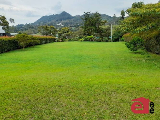 Lote en venta en El Carmen De Viboral, El Carmen de Viboral, 2347 m² · foto 4 de 6