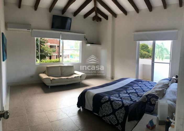 Casa de 5 alcobas en venta en Verde Horizonte, Jamundí, 468 m² · foto 3 de 18