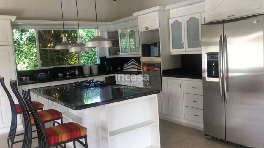 Casa de 5 alcobas en venta en Verde Horizonte, Jamundí, 468 m² · foto 8 de 18
