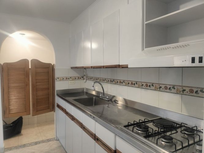 Apartamento de 2 alcobas en arriendo en El Poblado, Medellín, 60 m² · foto 6 de 10