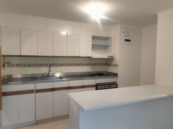 Apartamento de 2 alcobas en arriendo en El Poblado, Medellín, 60 m² · foto 4 de 10