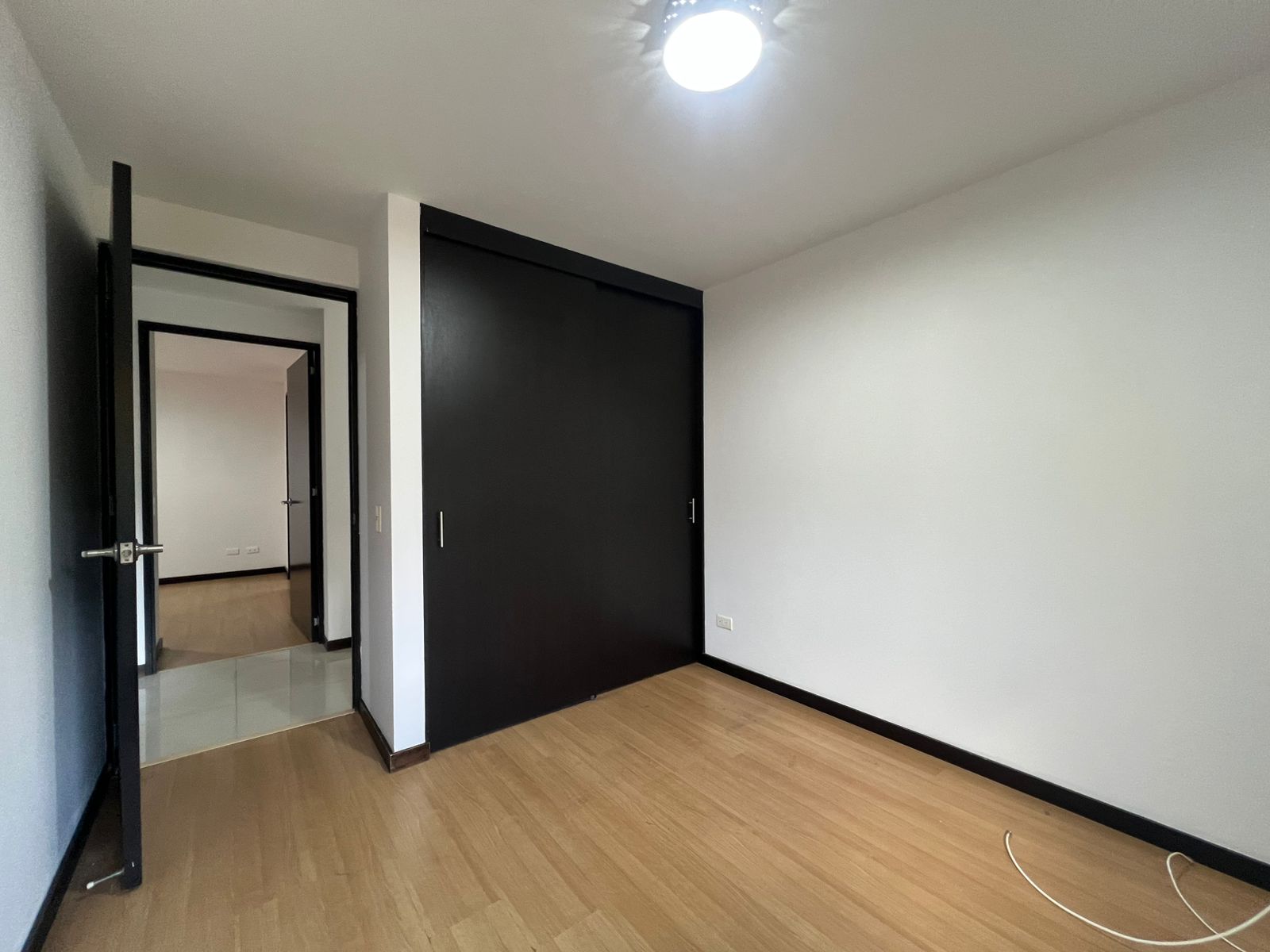 Apartamento en arriendo en Uribe Angel, Envigado · foto 9 de 13