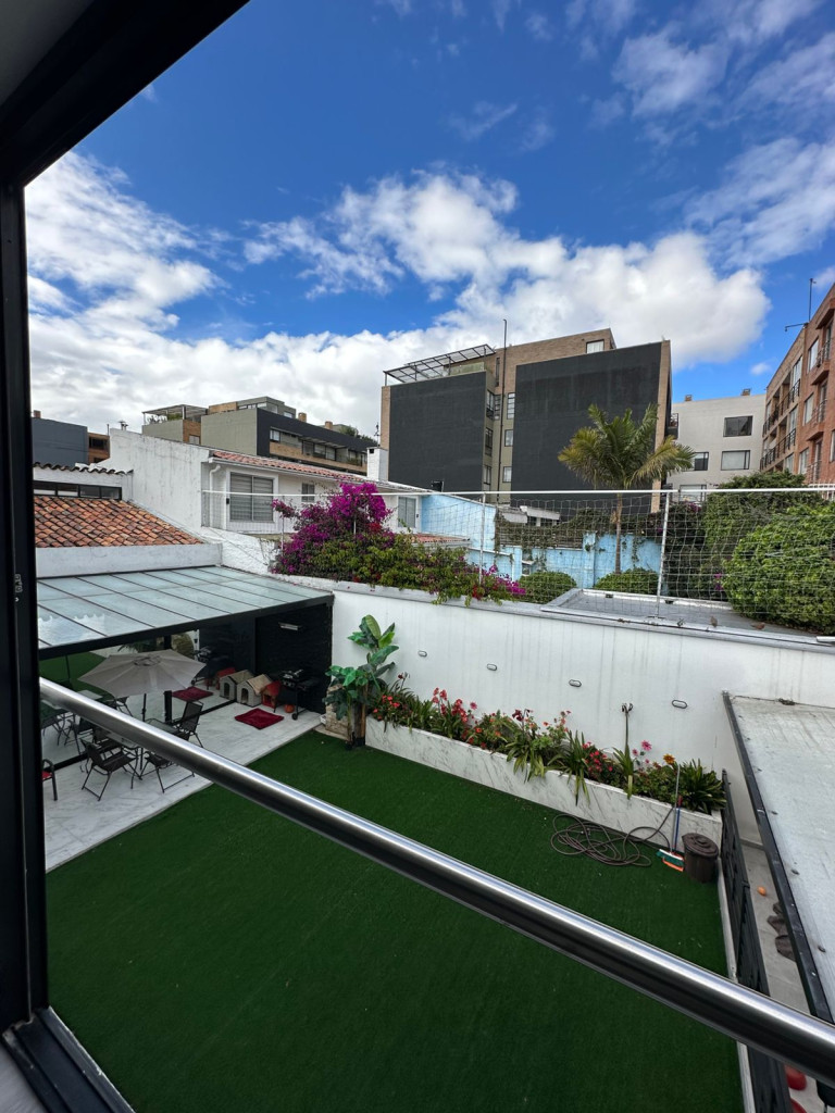Casa en venta en Santa Paula, Bogotá · foto 9 de 14
