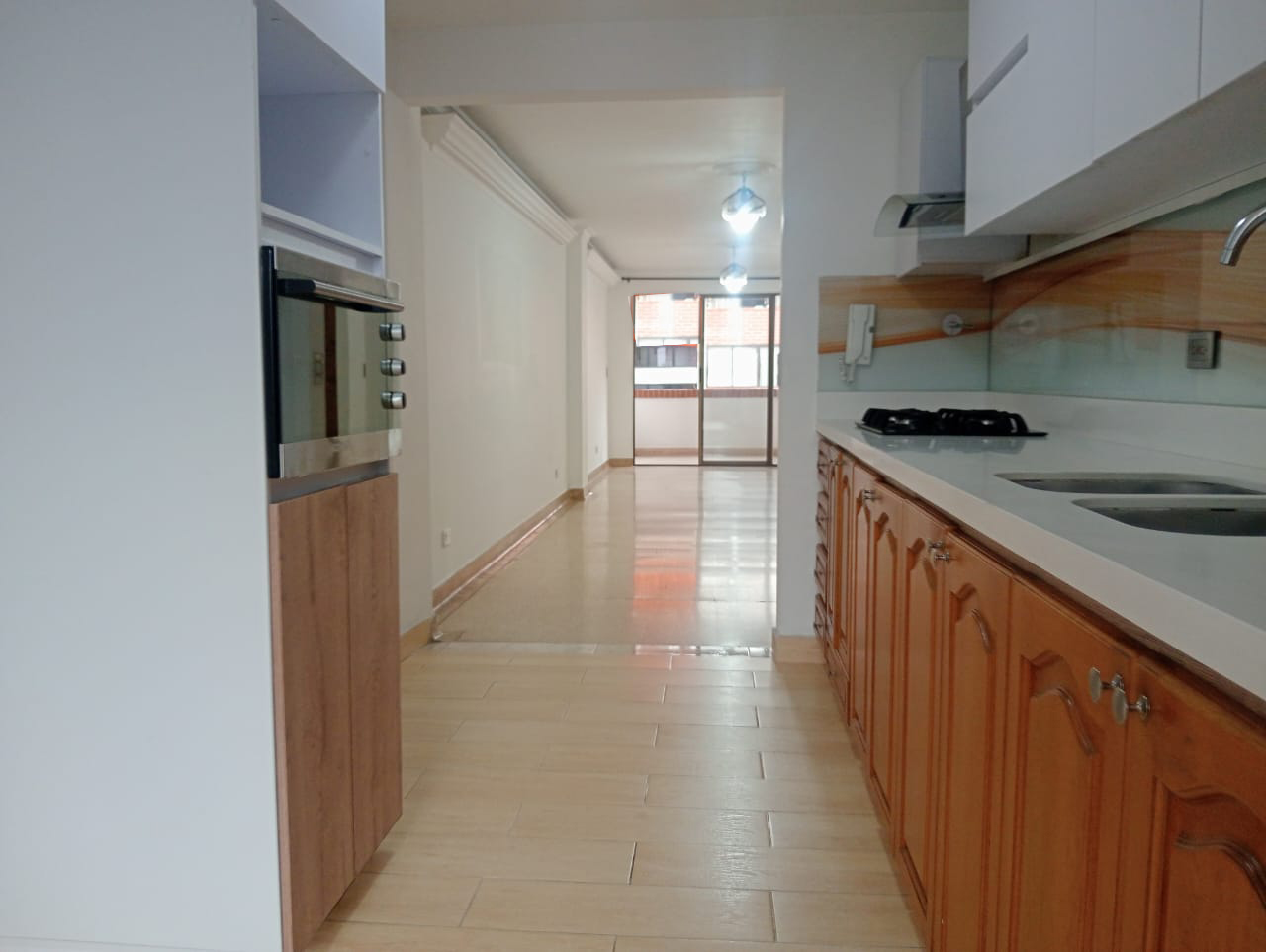 Apartamento en arriendo en Laureles, Medellín · foto 5 de 17