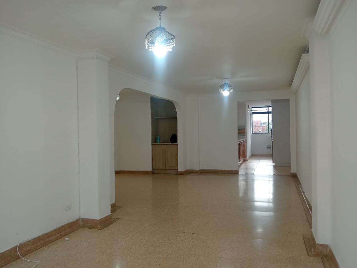 Apartamento en arriendo en Laureles, Medellín · foto 4 de 17