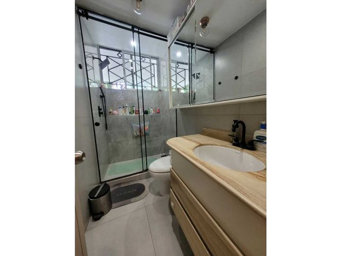 Apartamento de 2 alcobas en venta en Altos Del Prado, Barranquilla, 99 m² · foto 4 de 9