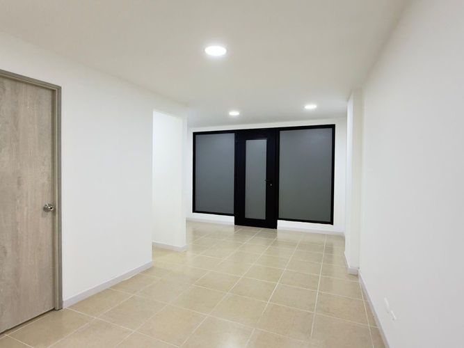 Local en venta en San Lucas, Medellín, 45 m² · foto 8 de 14
