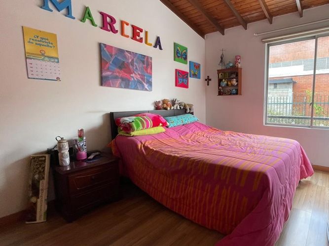 Casa de 3 alcobas en venta en El Poblado, Medellín, 164 m² · foto 7 de 10