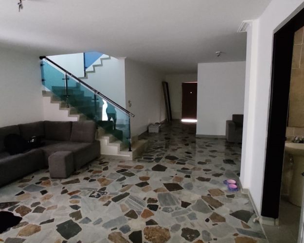 Oficina en arriendo en Belén, Medellín, 421 m² · foto 2 de 19