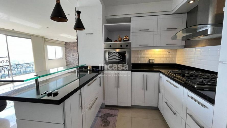 Apartamento de 2 alcobas en venta en Cristales, Cali, 124 m² · foto 4 de 24