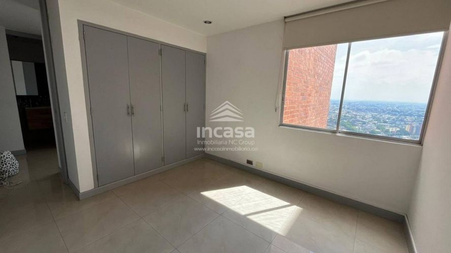 Apartamento de 2 alcobas en venta en Cristales, Cali, 124 m² · foto 15 de 24
