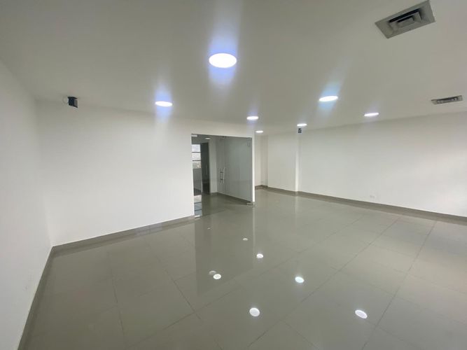 Oficina en arriendo en El Poblado, Medellín, 80 m² · foto 7 de 15