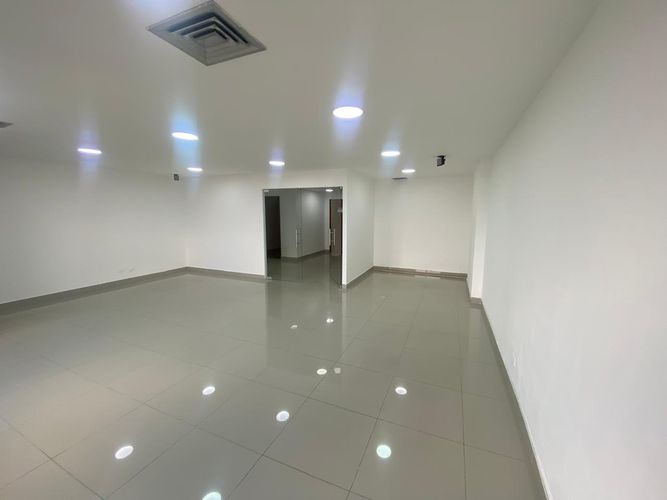 Oficina en arriendo en El Poblado, Medellín, 80 m² · foto 10 de 15