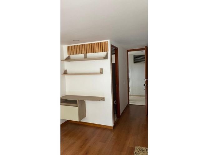 Apartamento de 2 alcobas en venta en Cerro Nutibara, Medellín, 65 m² · foto 13 de 14