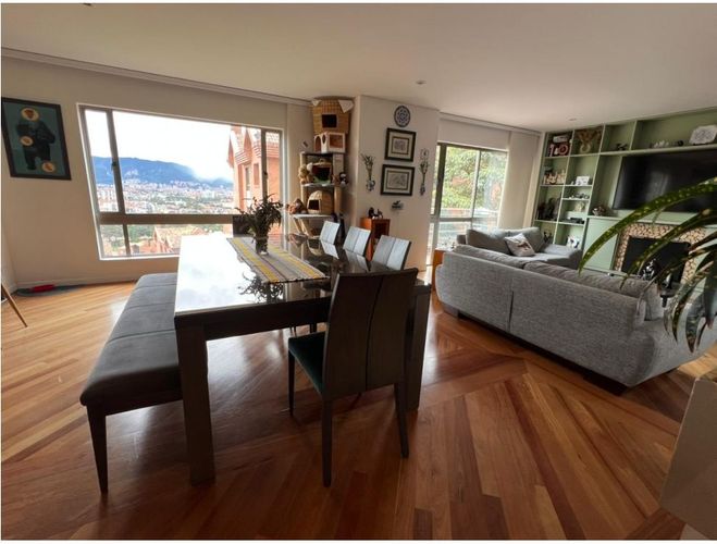 Apartamento de 3 alcobas en venta en Lindaraja, Bogotá, 175 m² · foto 2 de 24