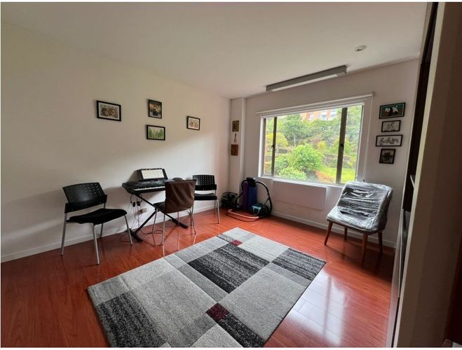 Apartamento de 3 alcobas en venta en Lindaraja, Bogotá, 175 m² · foto 18 de 24