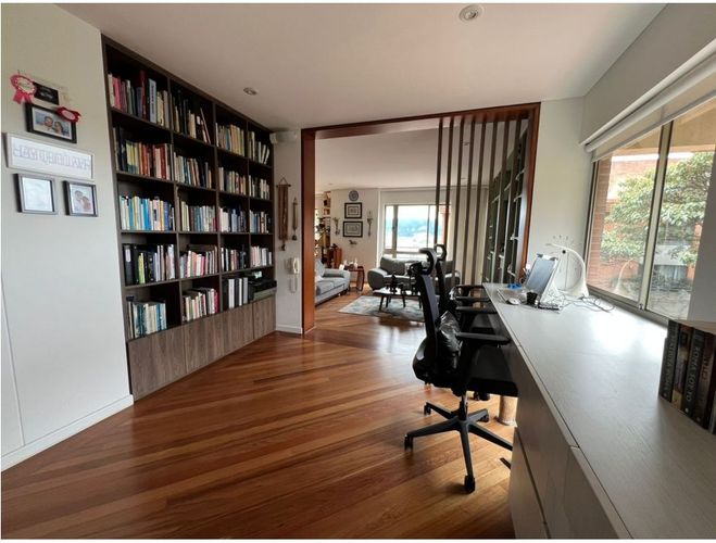 Apartamento de 3 alcobas en venta en Lindaraja, Bogotá, 175 m² · foto 11 de 24