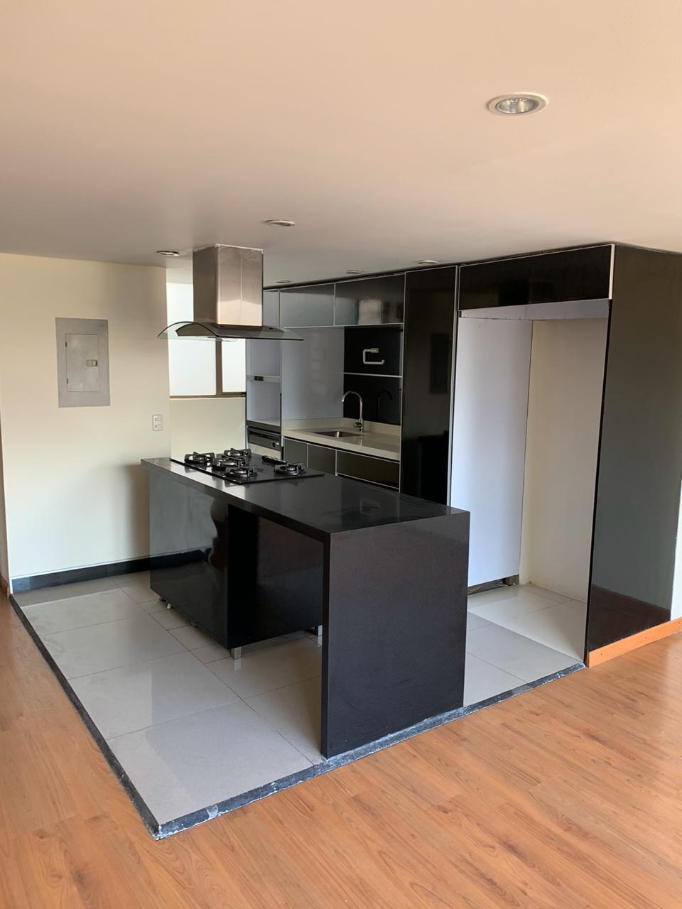 Apartamento en venta en Teusaquillo, Bogotá · foto 2 de 15