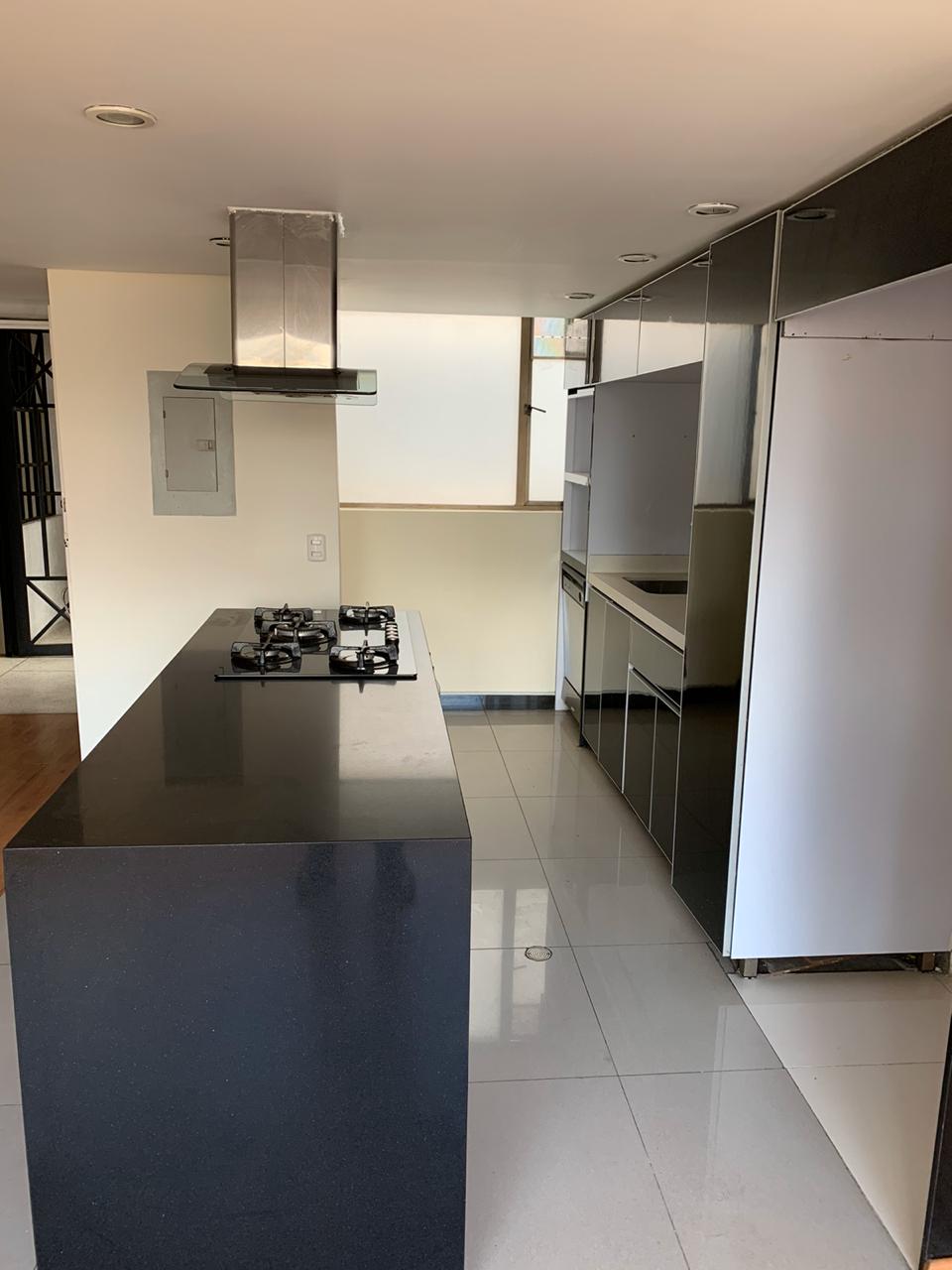 Apartamento en venta en Teusaquillo, Bogotá · foto 4 de 15