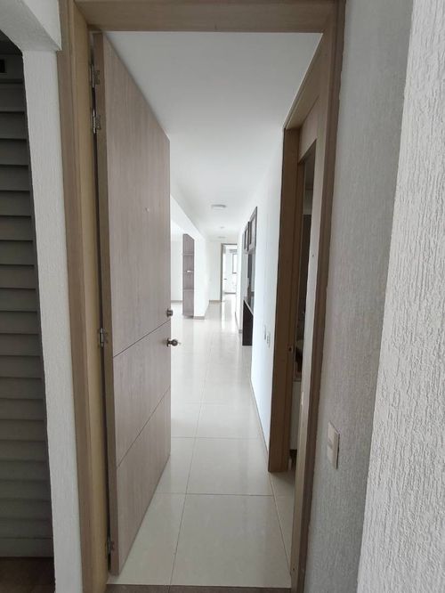 Apartamento de 3 alcobas en venta en Alfaguara, Jamundí, 99 m² · foto 7 de 24