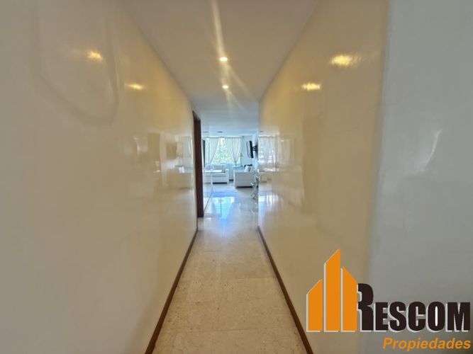 Apartamento de 4 alcobas en arriendo en San Lucas, Medellín, 250 m² · foto 4 de 14