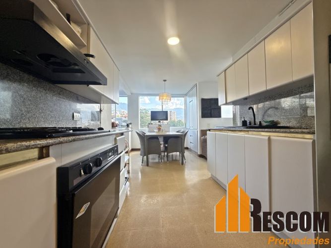 Apartamento de 4 alcobas en arriendo en San Lucas, Medellín, 250 m² · foto 5 de 14