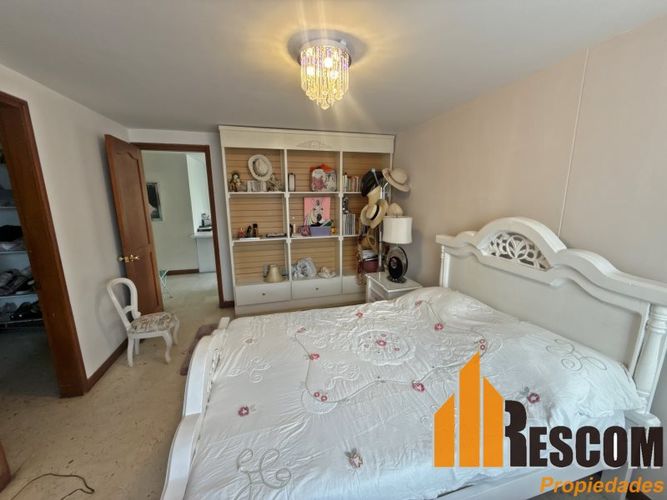 Apartamento de 4 alcobas en arriendo en San Lucas, Medellín, 250 m² · foto 10 de 14