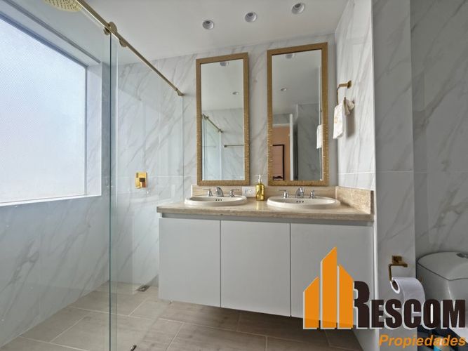 Apartamento de 4 alcobas en arriendo en San Lucas, Medellín, 250 m² · foto 11 de 14