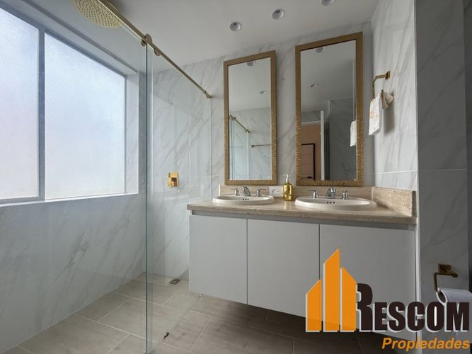 Apartamento de 4 alcobas en arriendo en San Lucas, Medellín, 250 m² · foto 12 de 14