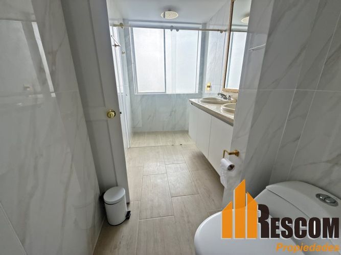 Apartamento de 4 alcobas en arriendo en San Lucas, Medellín, 250 m² · foto 13 de 14