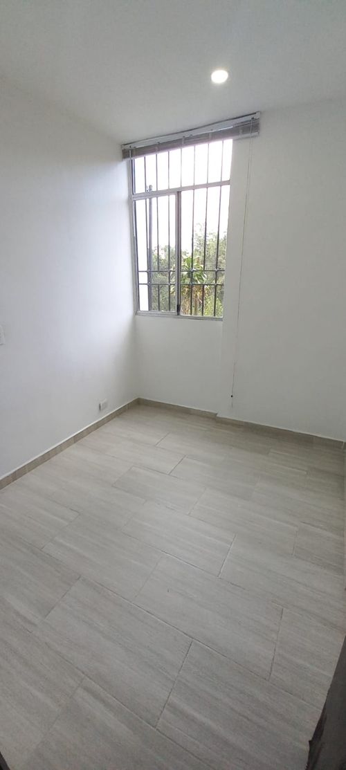 Apartamento de 3 alcobas en venta en Centro, Rionegro, 56 m² · foto 5 de 24