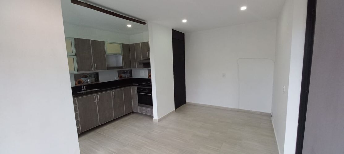 Apartamento de 3 alcobas en venta en Centro, Rionegro, 56 m² · foto 8 de 24
