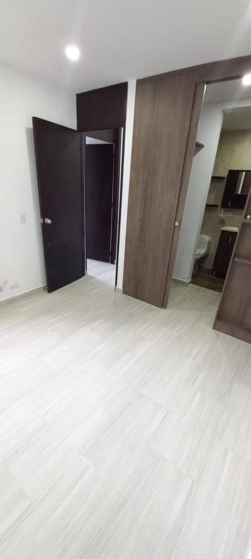 Apartamento de 3 alcobas en venta en Centro, Rionegro, 56 m² · foto 12 de 24
