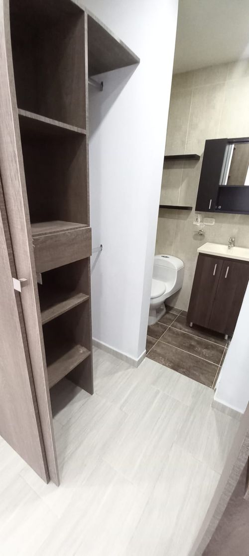 Apartamento de 3 alcobas en venta en Centro, Rionegro, 56 m² · foto 15 de 24