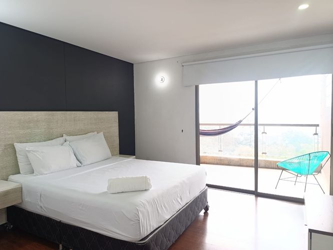 Apartamento de 4 alcobas en arriendo en El Poblado, Medellín, 450 m² · foto 9 de 18